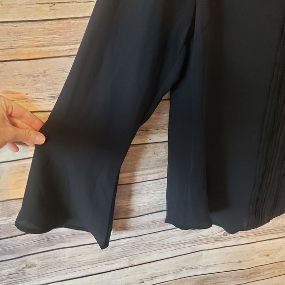 GNW Black Long Sleeve Blouse Size Medium - Picture 4 of 7